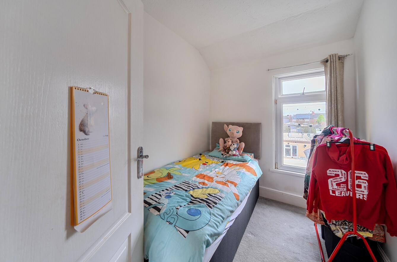 Heol Tregoning, Llanelli, SA15 2BD